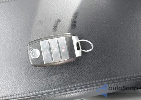 2016 Kia Optima Ex z USA, uszkodzony, nr VIN 5XXGU4L31GG070731